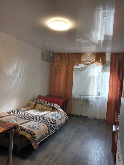 Продам Гостинку м.Студенческая .