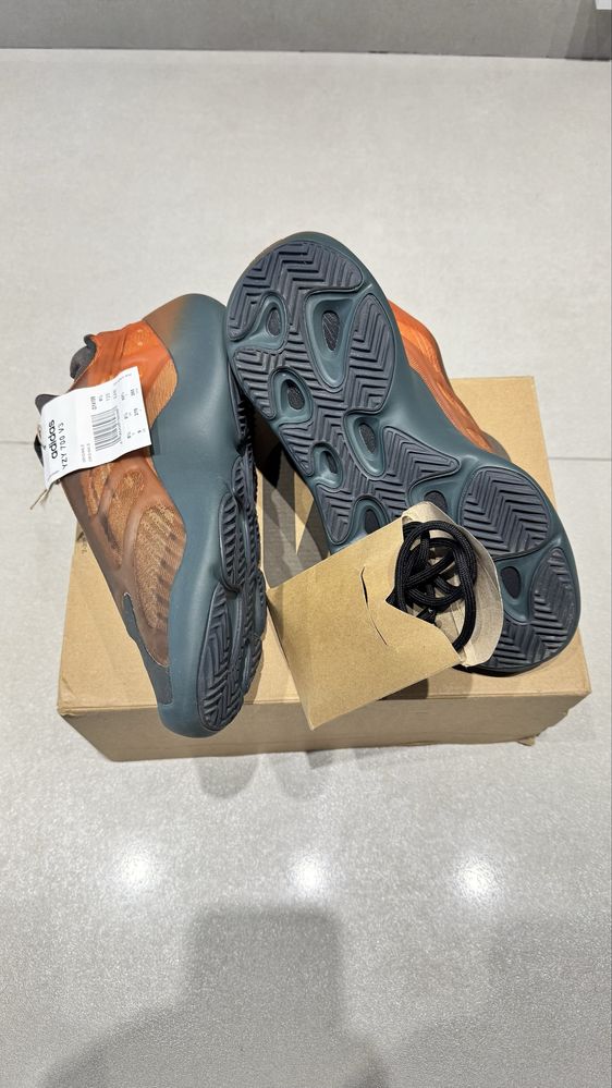 Кросівки Adidas Yeezy 700 v3 Copper Fade 42.7р чоловічі Оригінал