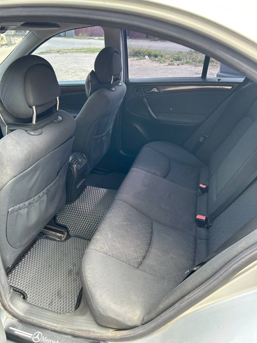 Mercedes C класса W203