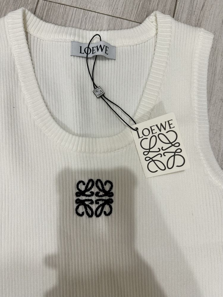 Top biały loewe