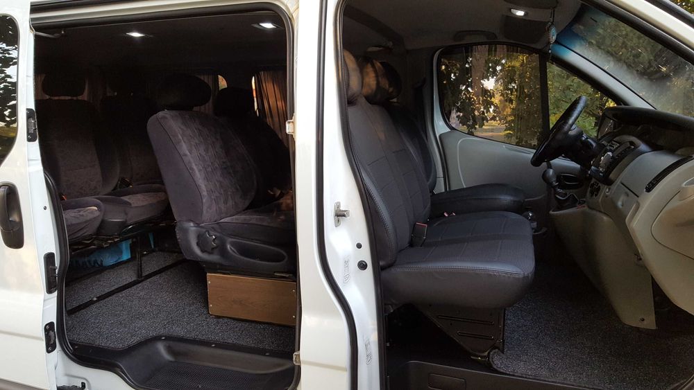 Продам опель Віваро 2.0