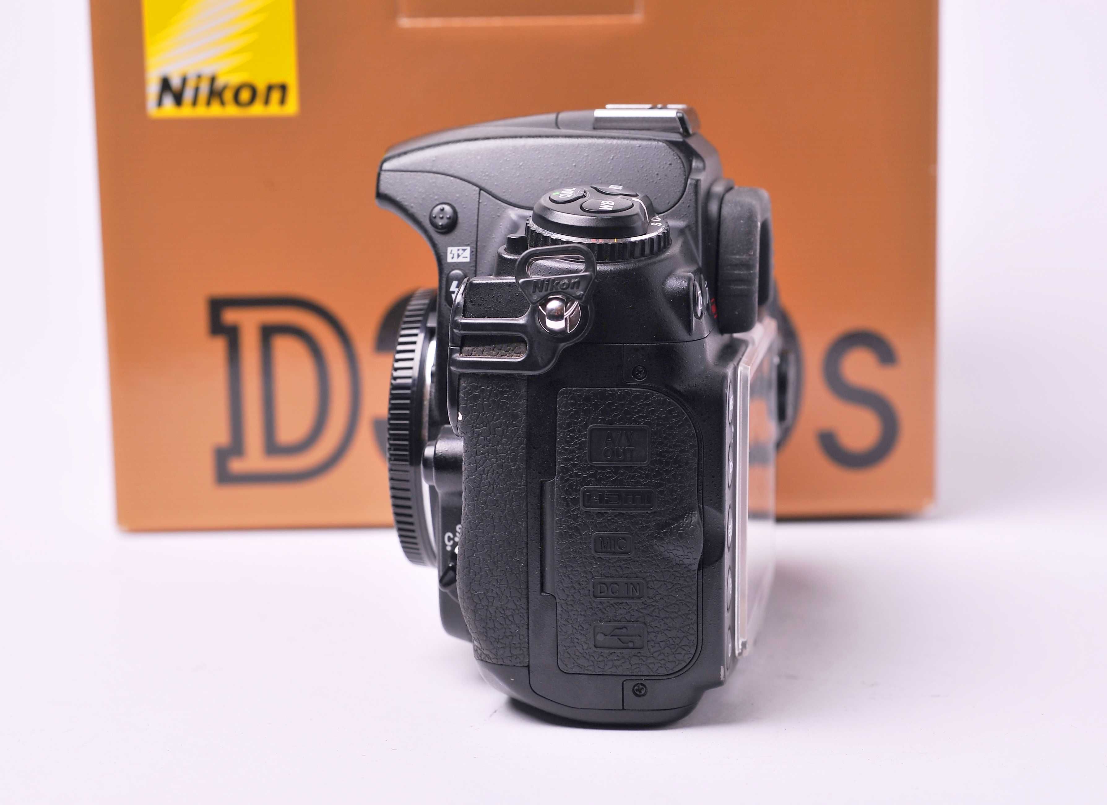 Nikon D300s seminova (10500 disparos) NOVO PREÇO