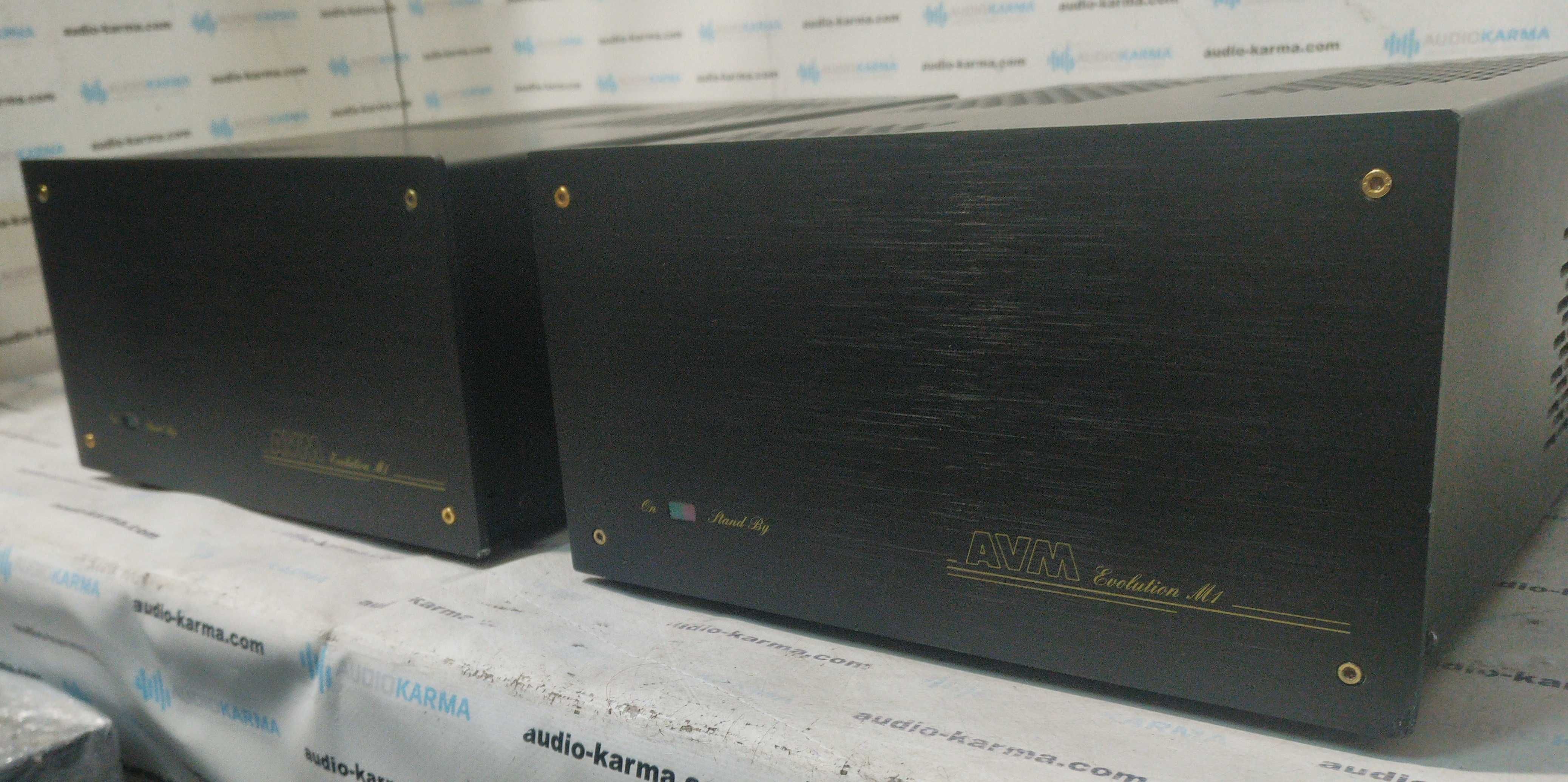 підсилювач AVM Evolution M1 моноблоки 2шт. Hi-End Germany
