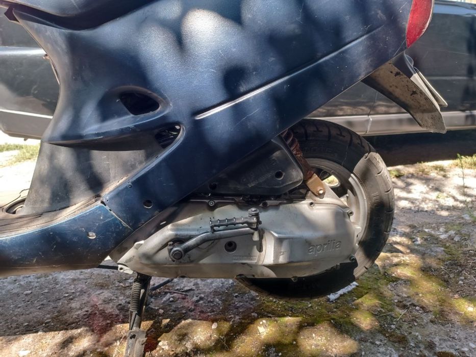 Продам мопед aprillia amico