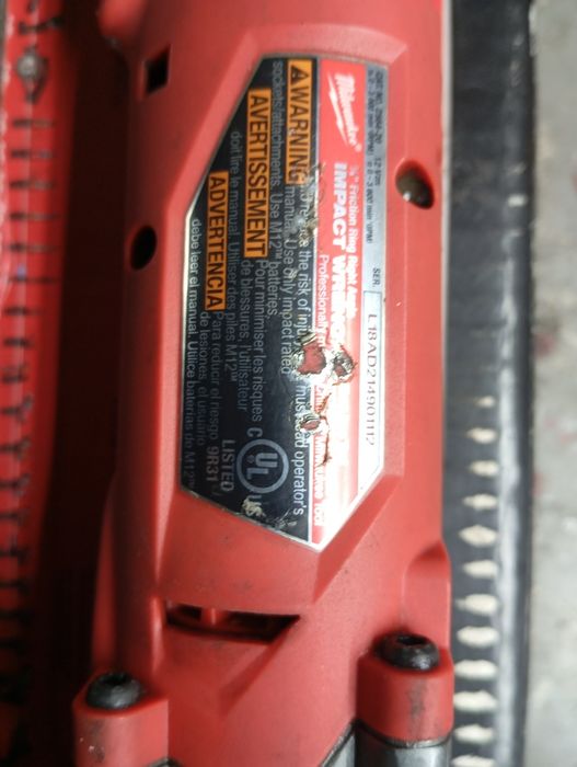 Milwaukee 2564-20.Безщітковий кутовий гайковерт тріскачка 3/8 MILWAUKE