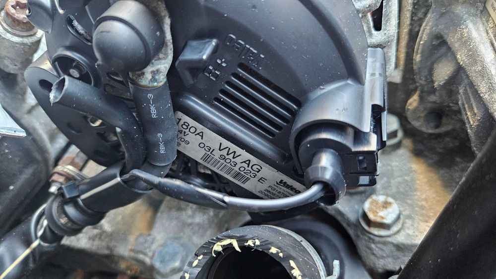 Alternator VW Passat Golf Octavia 2.0 TDI CBA 03L903023E Siedlce