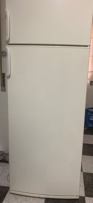 Frigorífico  como novo