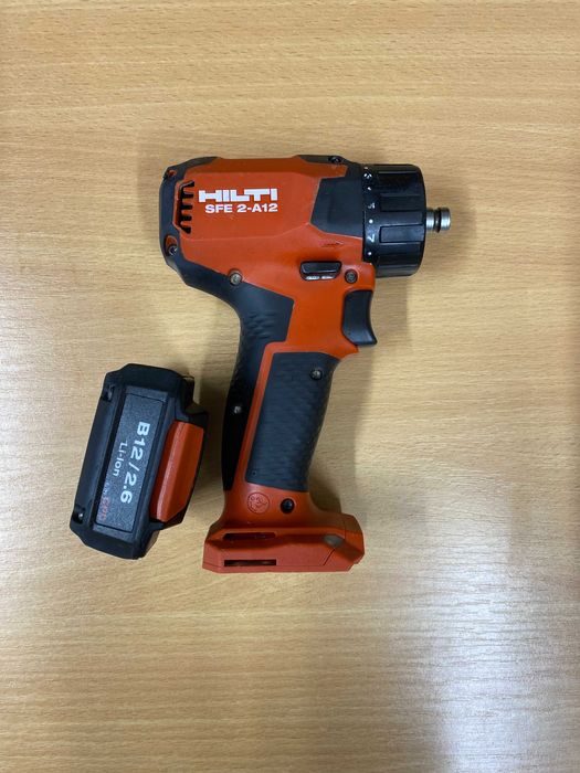 Wiertarko wkrętarka wielogłowicowa HILTI SFE 2-A12 Aku B12 2.6Ah 2023r