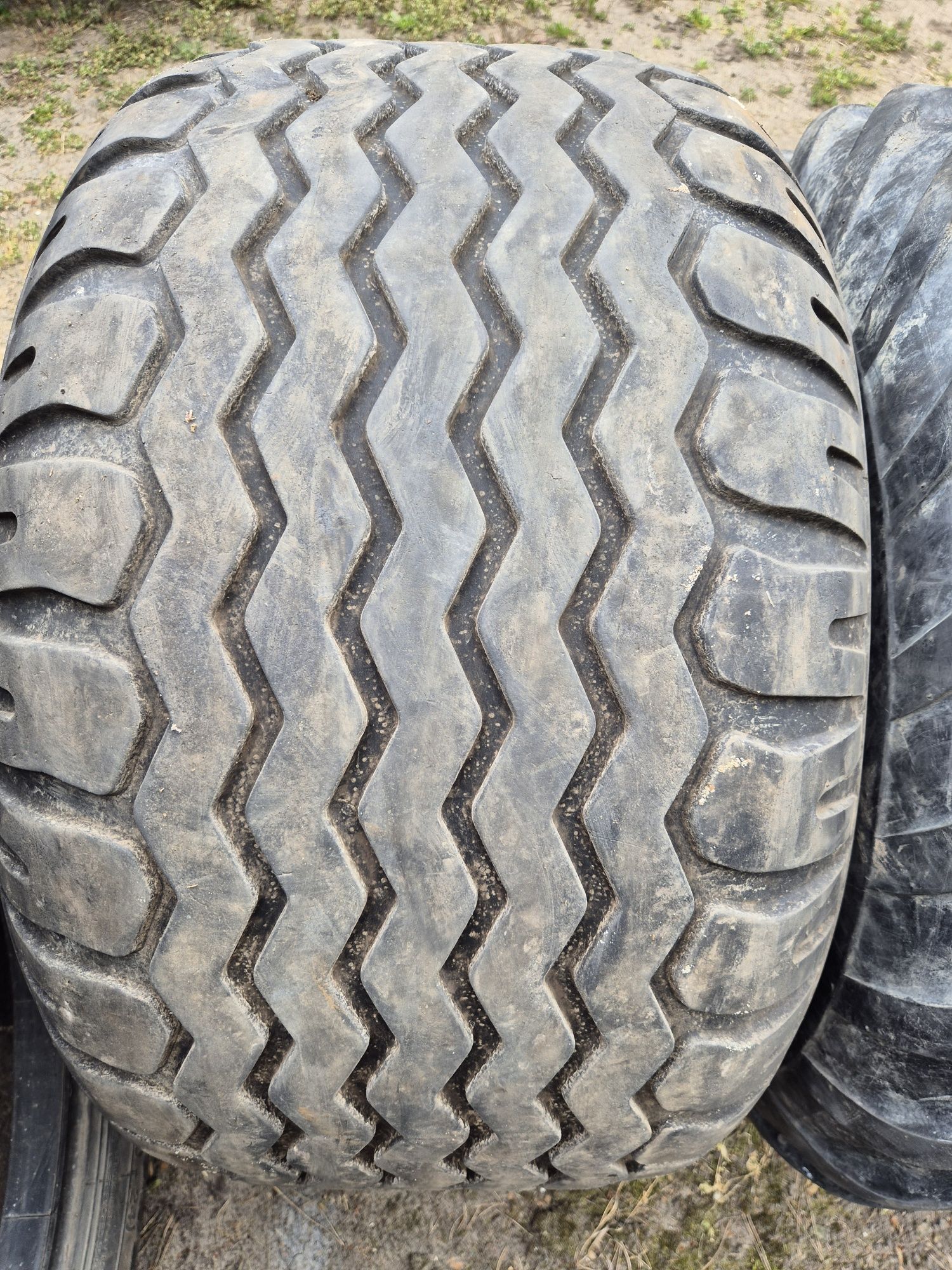 Opony 400/60-15.5  400/60r15.5