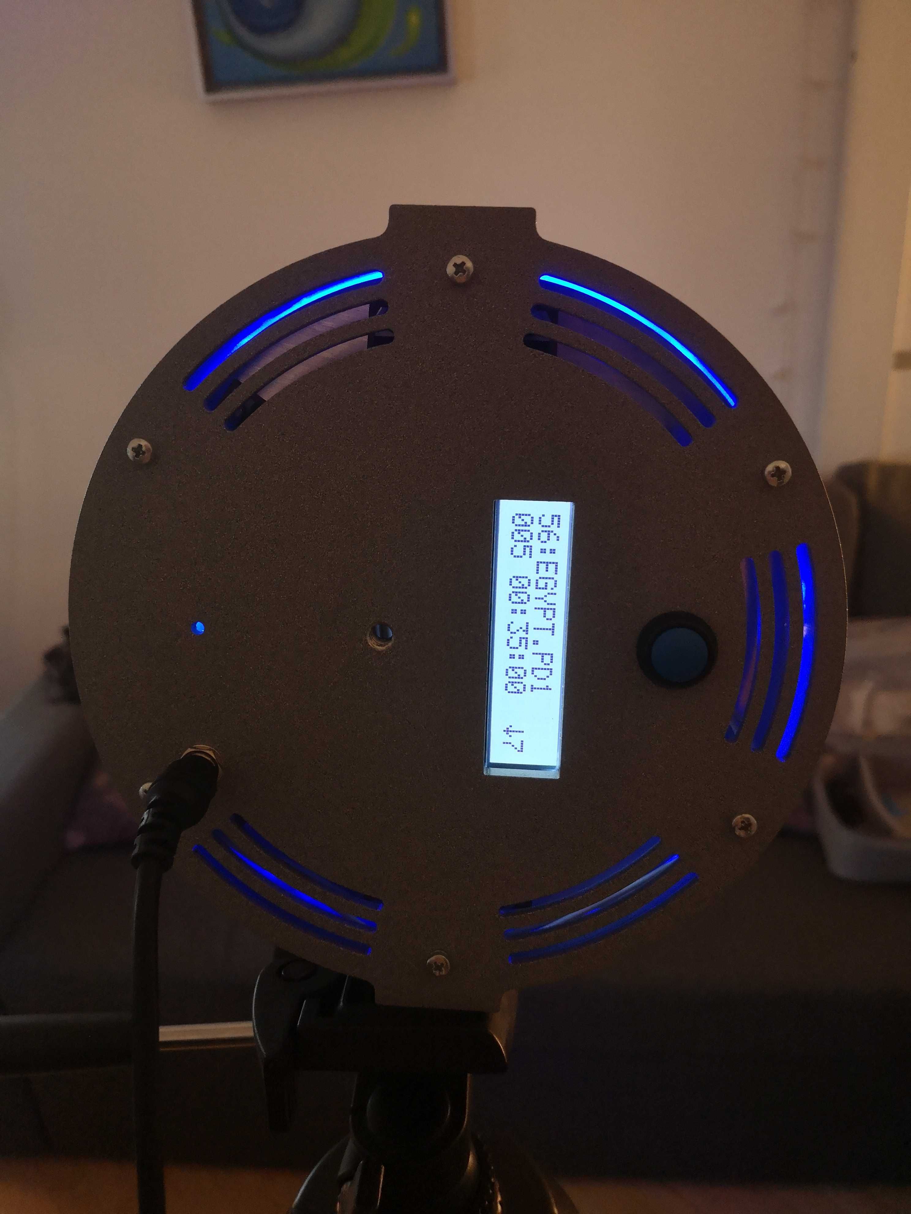 Світлові установки Pandora Star та Roxiva RX1