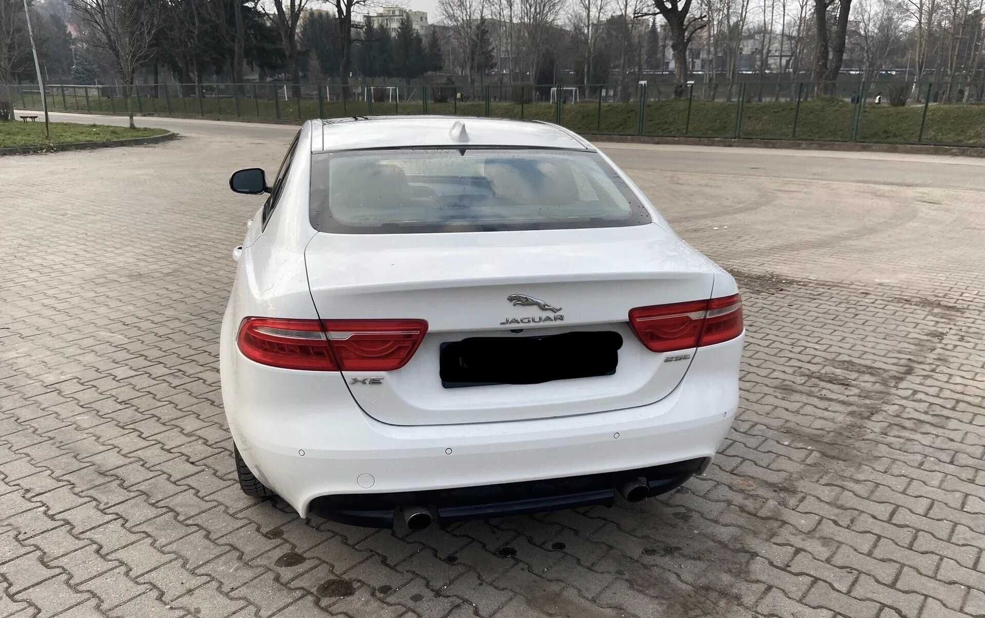 Jaguar XE 2.0 T Prestige