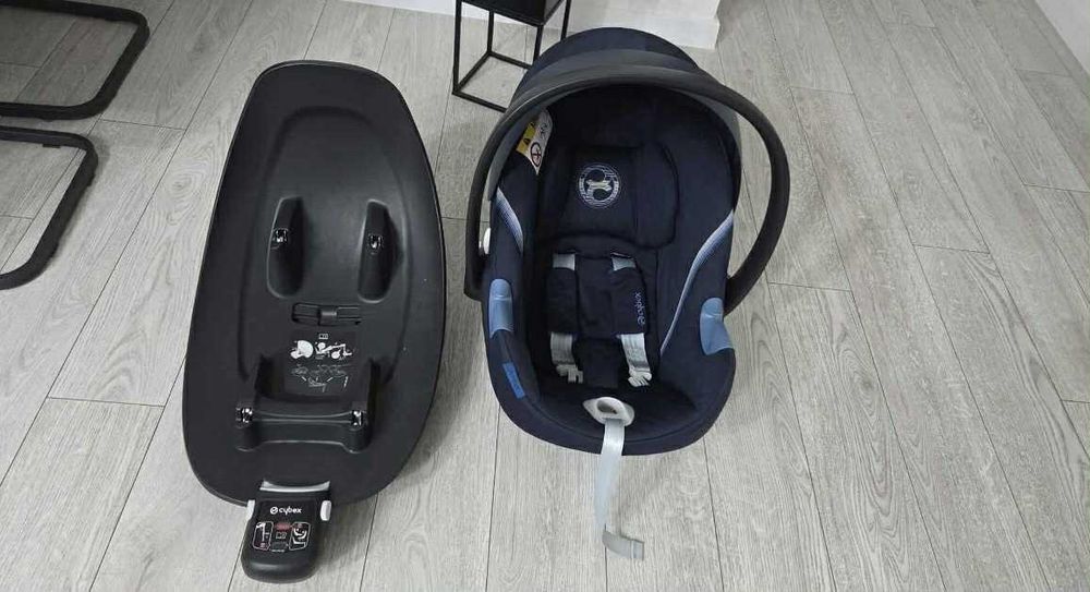 Fotelik samochodowy Cybex Aton M i-Size wraz z dedykowaną bazą ISOFIX