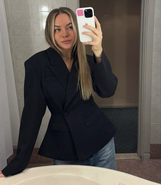 Піджак жіночий приталений