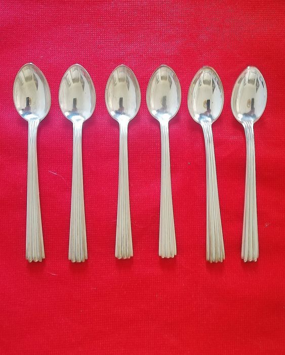 Colheres de chá em prata