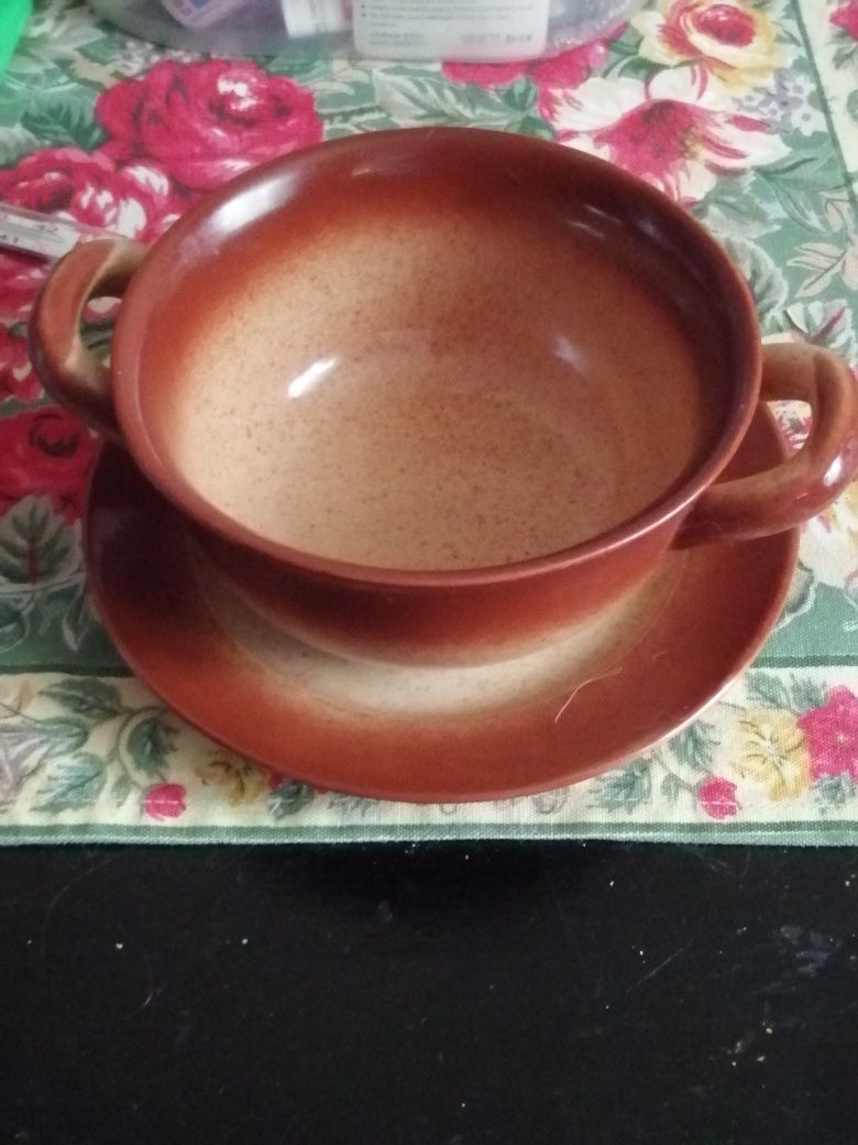 Продам жестяные  банки ,коробки