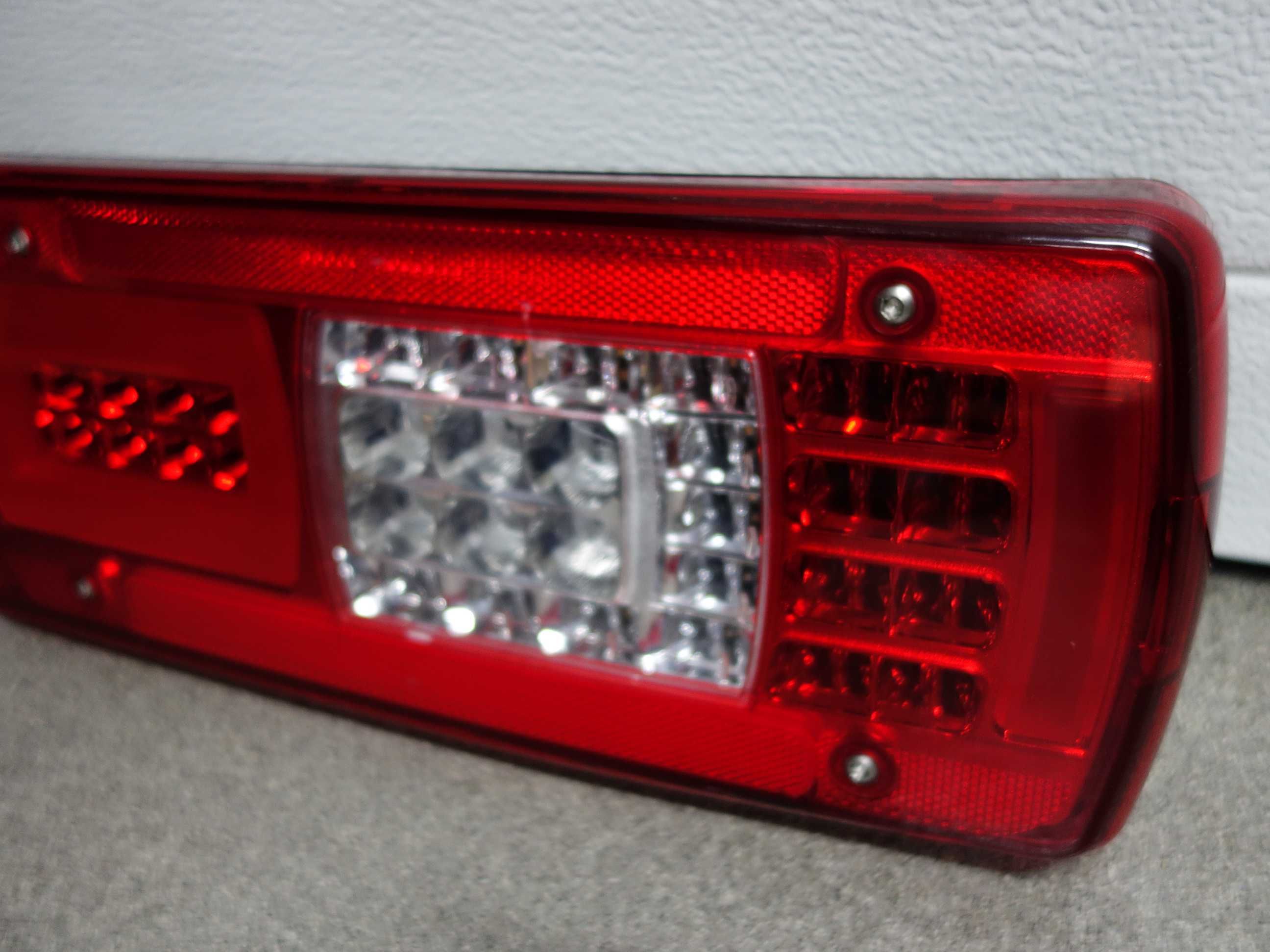 lampa tył mercedes sprinter 907 led  skrzynia rama kontener lewa prawa