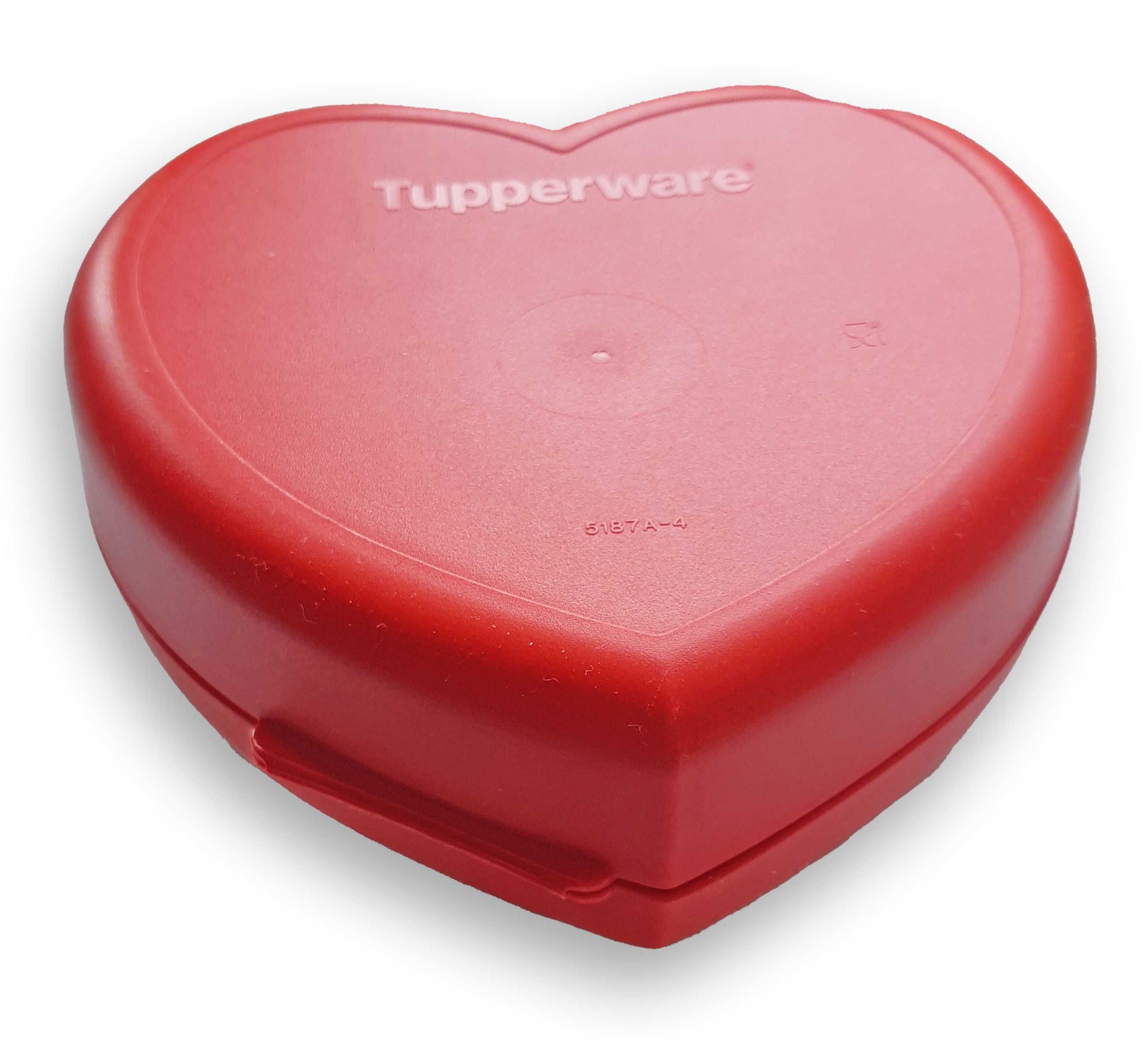 Ланч-бокс Сердце в красном цвете. Tupperware