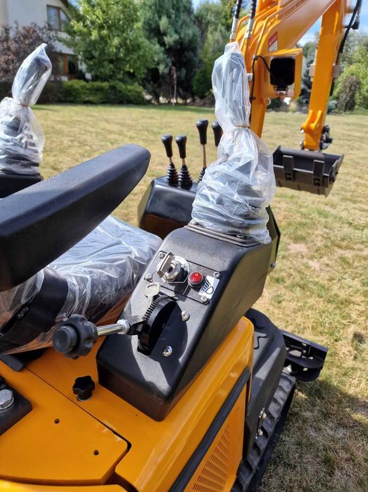 Mini Koparka Berger Kraus BK1300JSR silnik KUBOTA sterowanie JOYSTICK