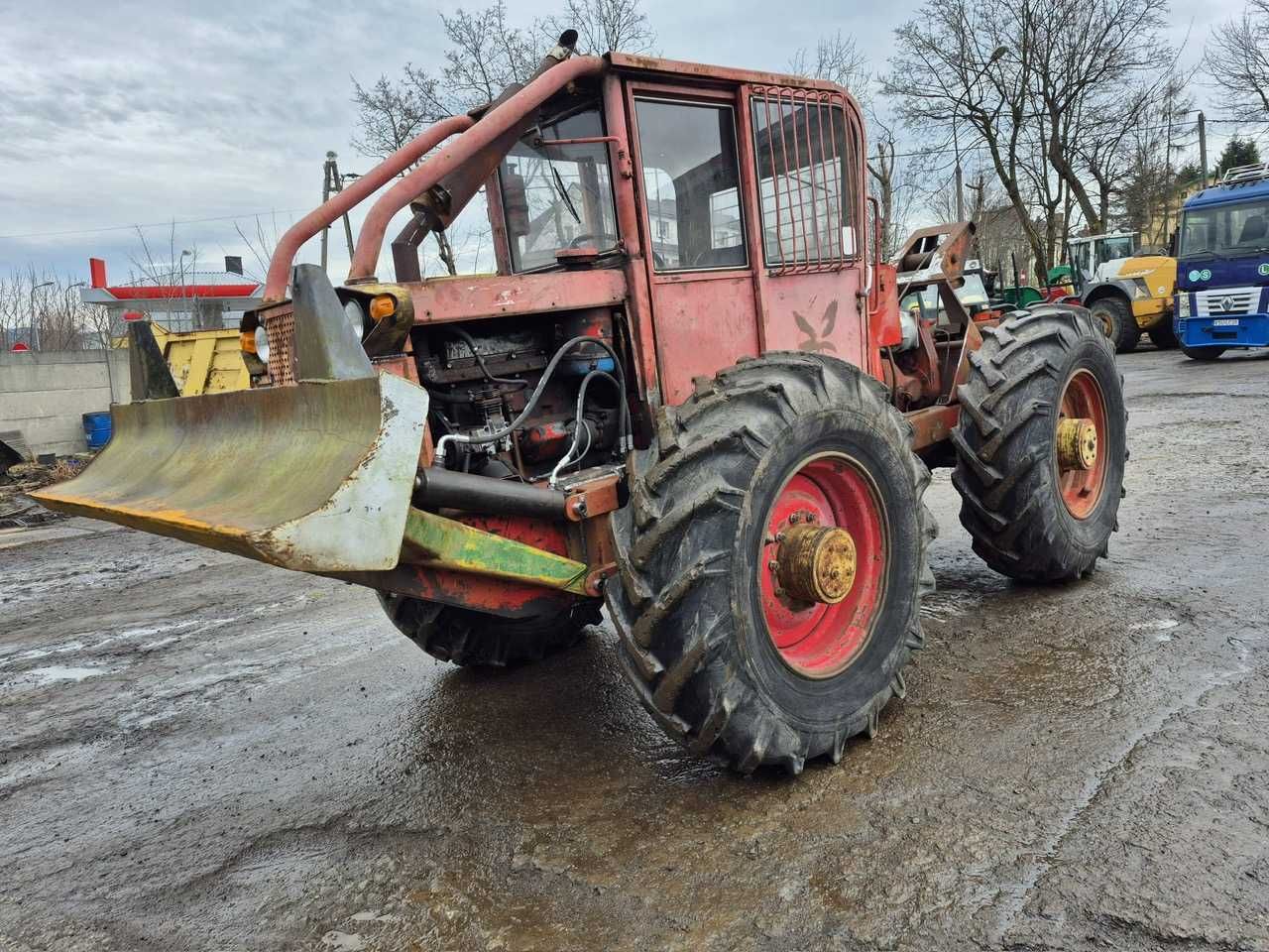 LKT 80 Skider do lasu
