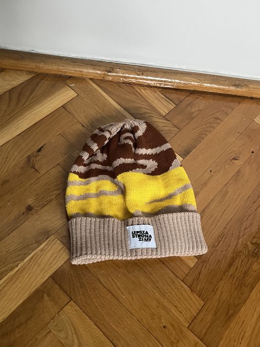 Limitowany sweter drwal unisex, czapka i skarpetki marki McDonald