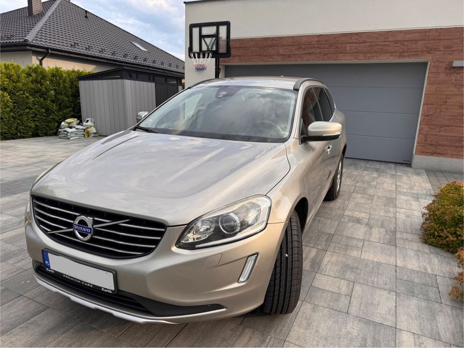 Volvo XC 60 Volvo XC60 Momentum | Diesel | Automat | ASO | Zadbany | Nowe Opony