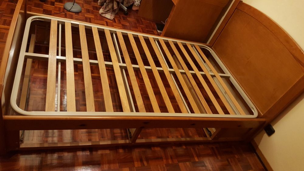 Cama de corpo e meio