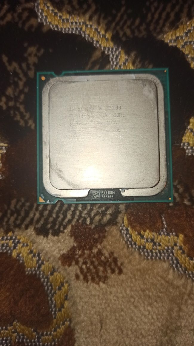 процессор Intel Pentium E5200 2.5Ghz