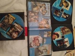 DVD mustek та колекція мультфільмів і фільмів