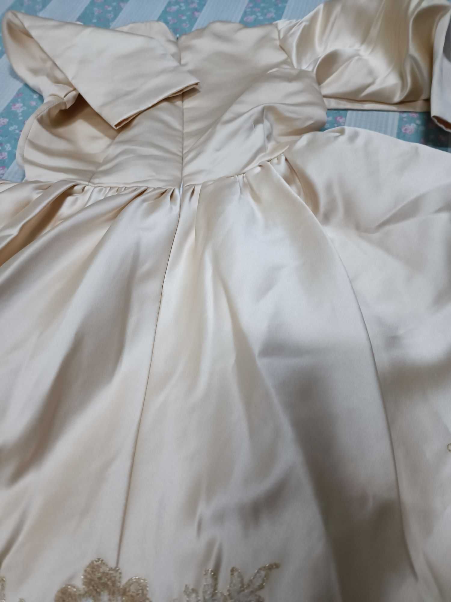 Vestido para ocasião especial menina