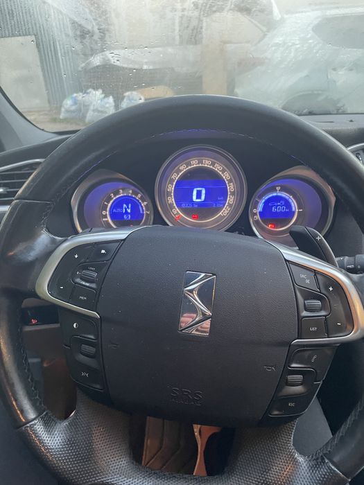 Sprzedam DS4  silnik 1.6 automat