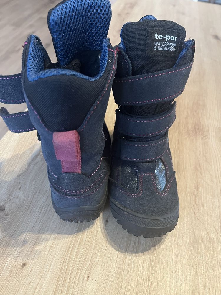 Buty zimowe wysokie zapinane na rzepy