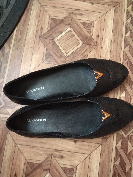 Кожаные туфли, балетки на танкетке