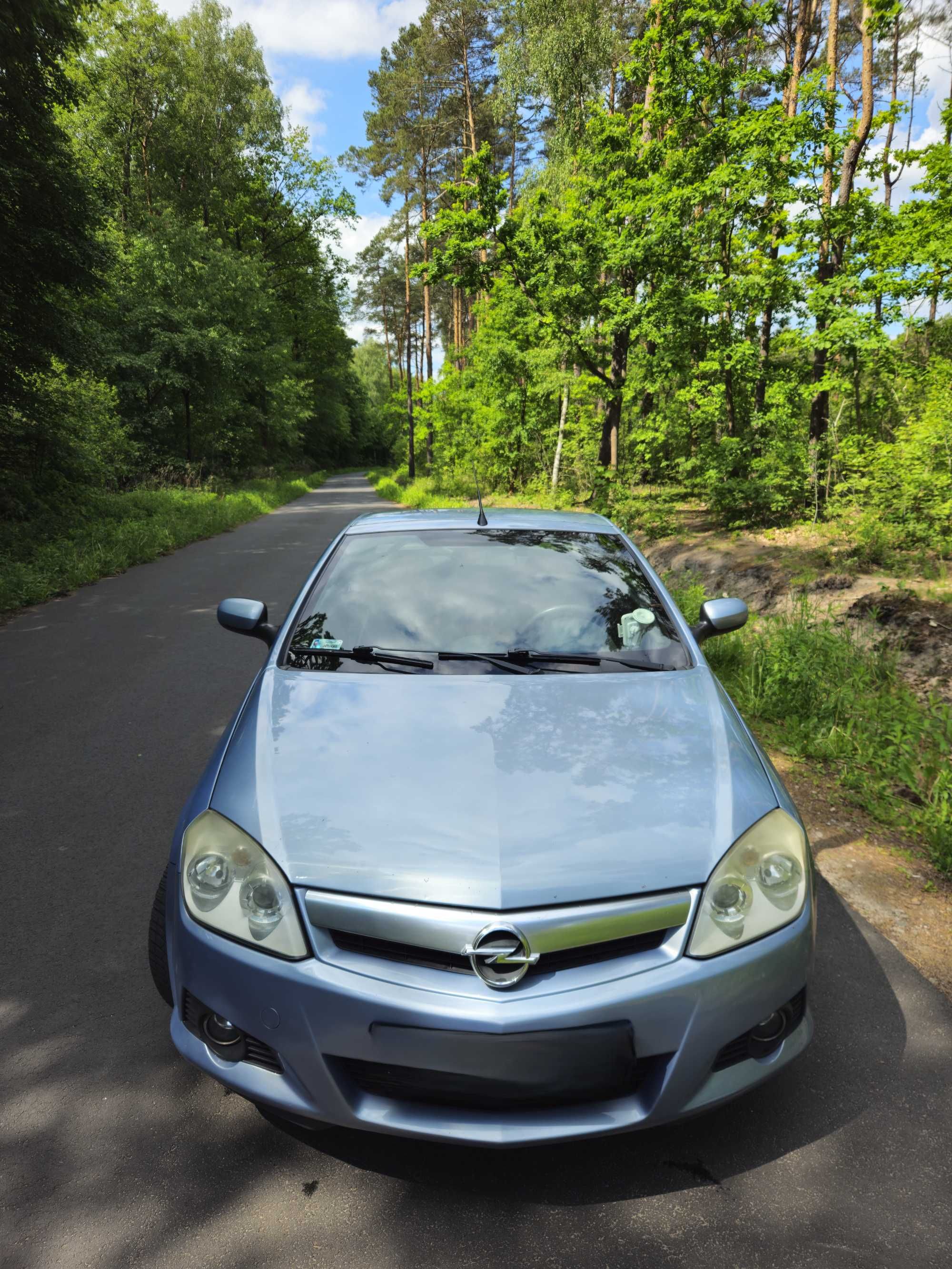 Opel Tigra TwinTop 1.4 Benzyna