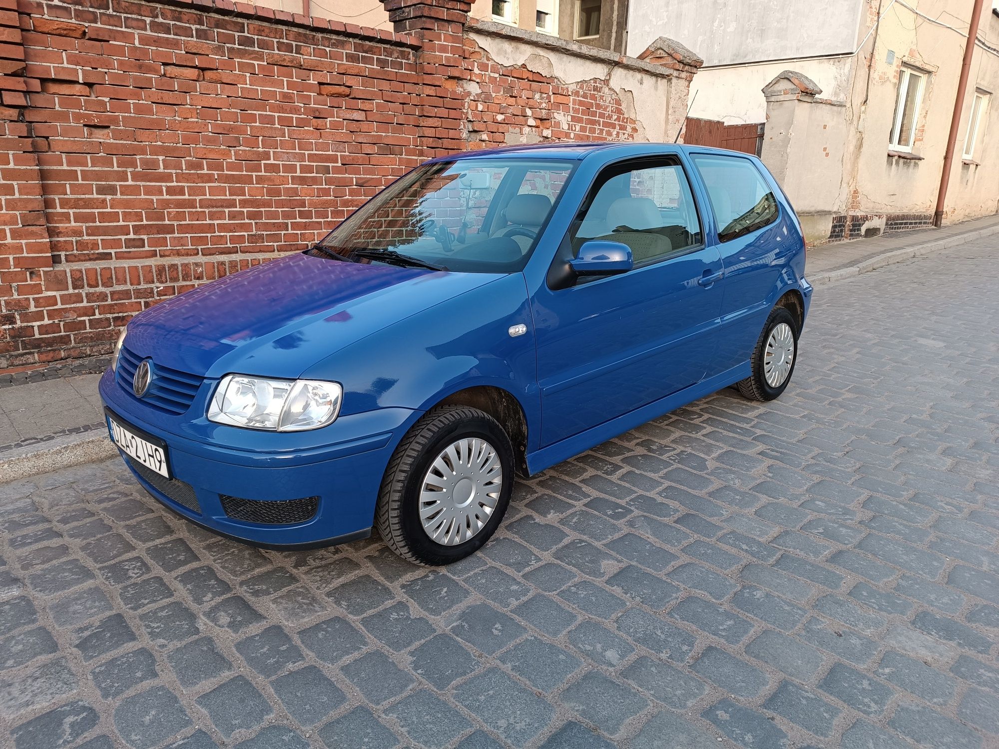 VW Polo 1.0 MPI Klimatyzacja Wspomaganie Zadbana BEZ RDZY