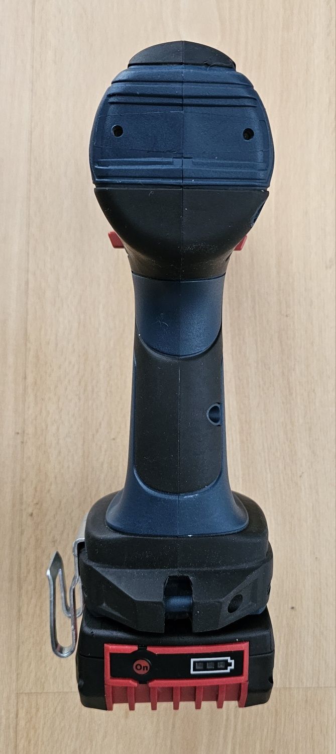 BOSCH GSR 18V-EC Wkrętarko-Wiertarka Bezszczotkowa 2xAku Ładow.Walizka