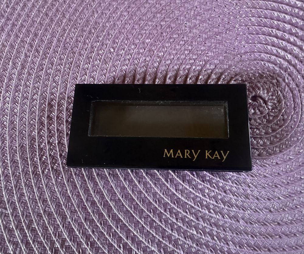 Mary Kay paletka pusta na 4 cienie magnetyczna uzywana bdd