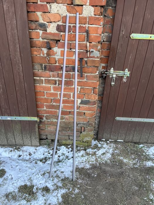 Listwy uszczelniające do kabiny prysznicowej