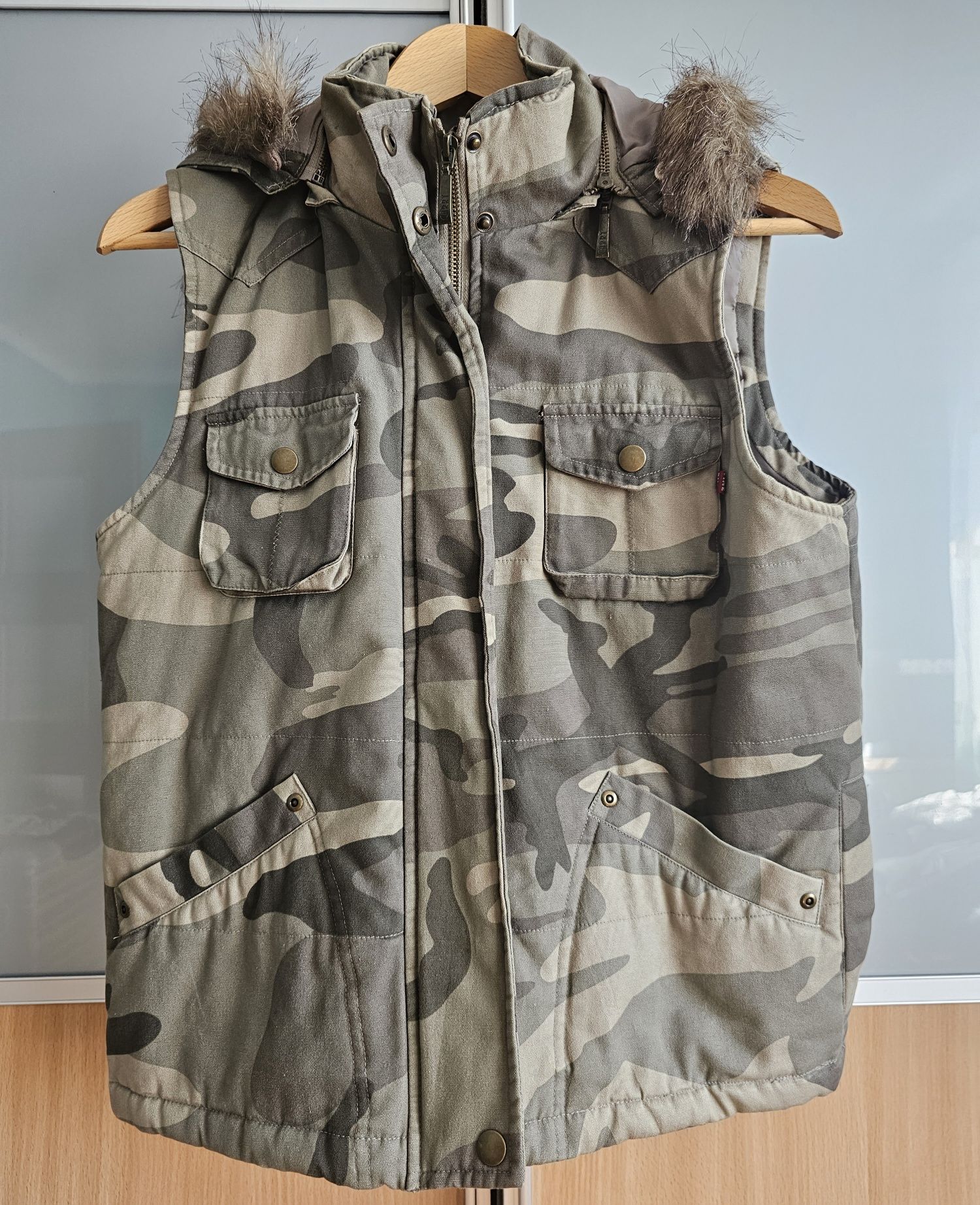 Bezrękawnik Carry moro