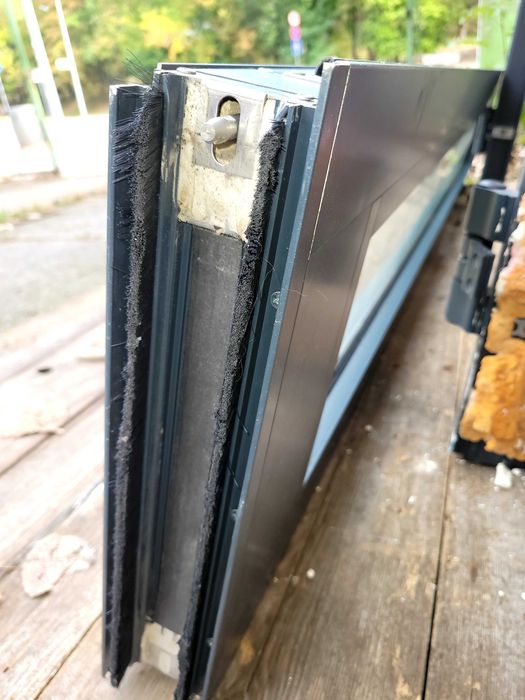 Drzwi przeciwpożarowe ppoż ei30 aluminiowe