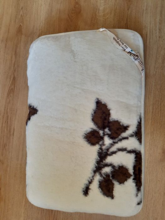 Poduszka z wełny owczej 100% Merynos Lama Gold