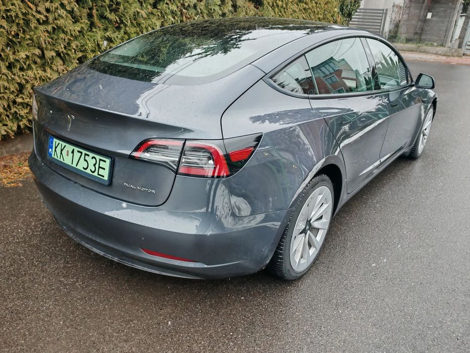 Tesla Model 3 Tesla model 3 dual motor Long Range
