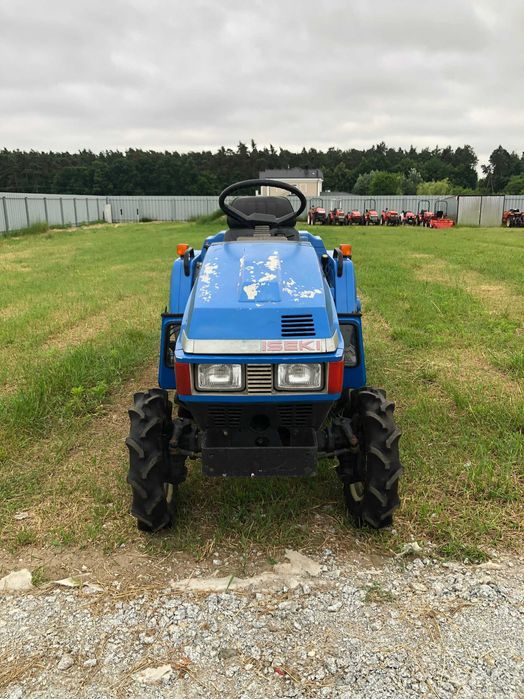Traktorek Iseki TU135 z glebogryzarką 13KM napęd 4x4