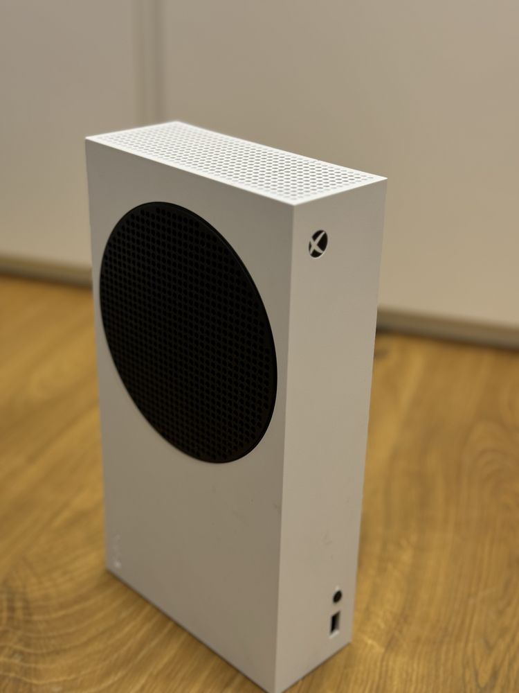 xbox series S 512 + джостик