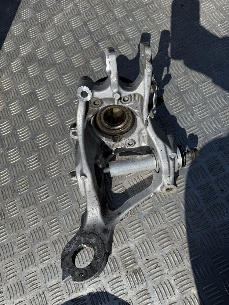 Zwrotnica prawy tyl Audi A6 C7, 3.0 tdi