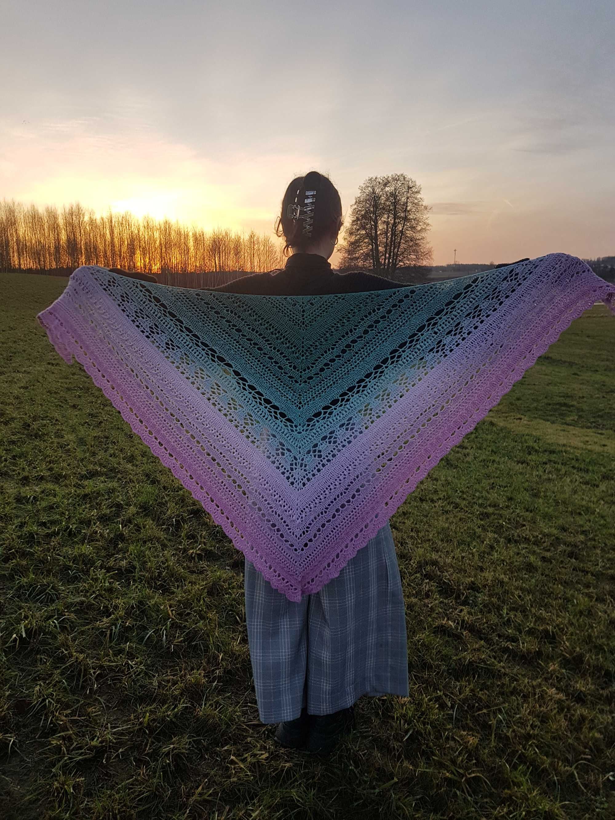 Chusta na szydełku ręcznie robiona rękodzieło handmade