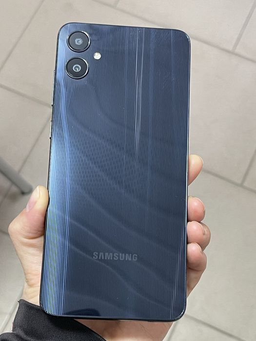 Мобільний телефон Samsung A05 4/128GB Швидке заряджання