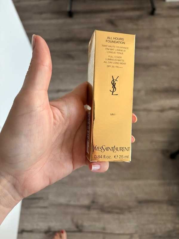 Podkład YSL MN1 - Yves Saint Laurent