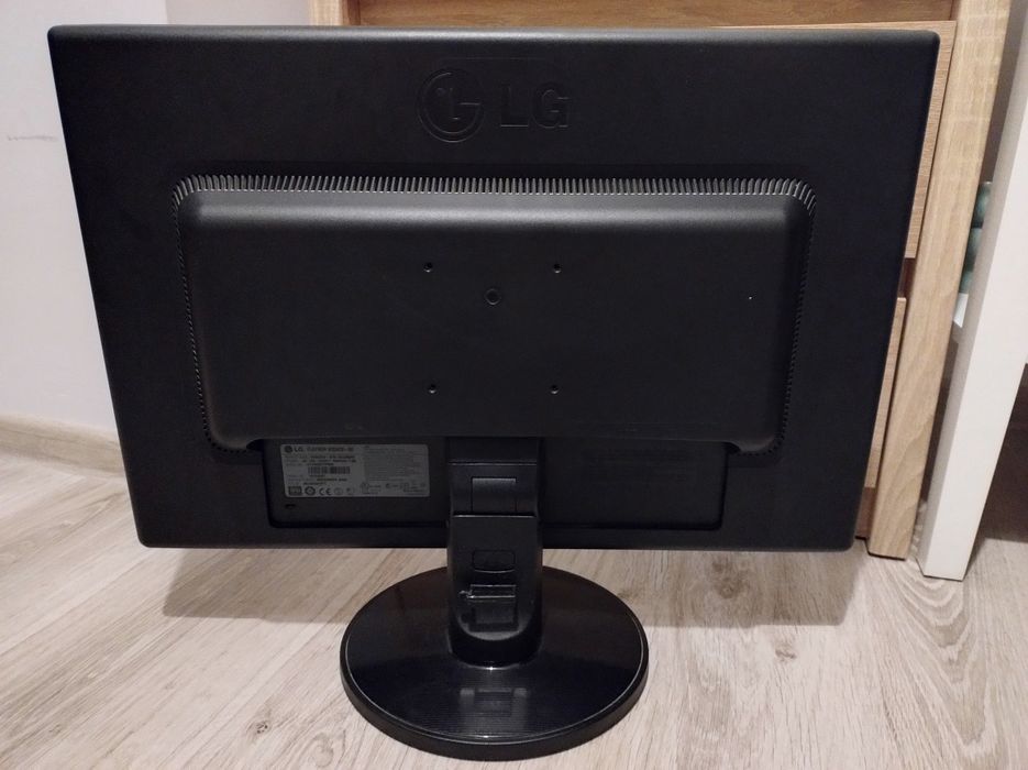 Monitor LG FLATRON W2242S-BF hdmi
