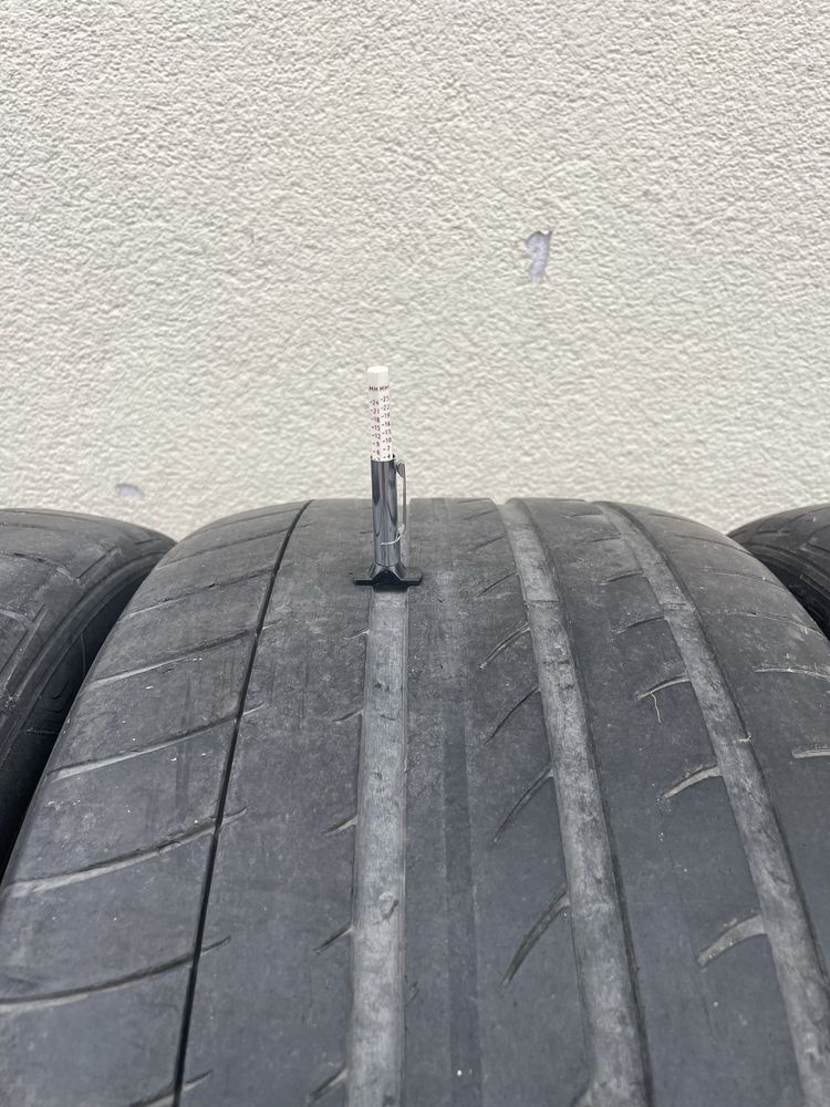 Opony letnie 295/35/21 Dunlop