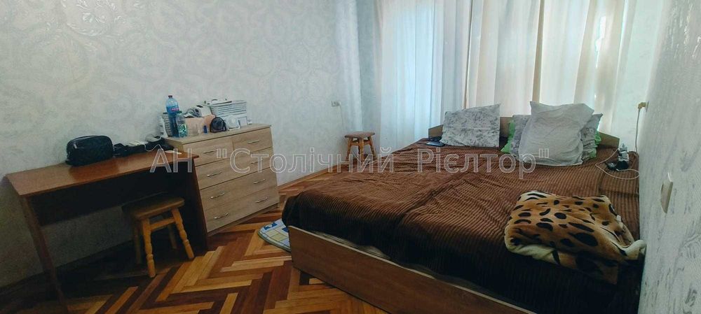 Оренда гарної 3-к квартири біля метро Чернігівська